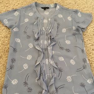 Banana republic ruffle blouse NWOT